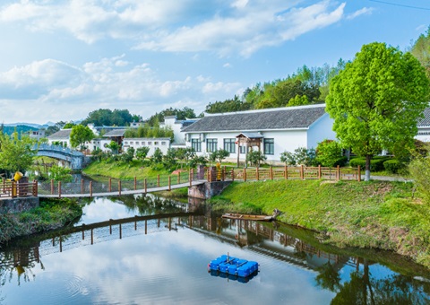 ����ʡ�׵�ˮ�������̬��Ʒ��ֵת��������س�͡