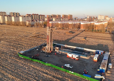 ���ɹ�ͨ������Ȼ���ɿ�Ȩ�ֳɳ��� &nbsp;&nbsp;��������ǧ�ڼ���ҵ��Ⱥ