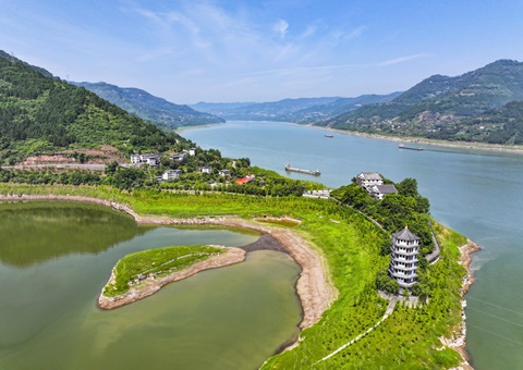 �����Ϊ�����׸���ʡ������̽����Ȼ������ֵʵ�ֵĵ���