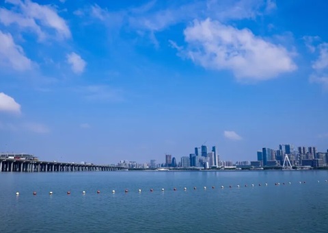 ���ڣ������׸���ͧȫ��ҵ���ܲ��仧����ǰ�������ٽ���ȫ�������Ķ���